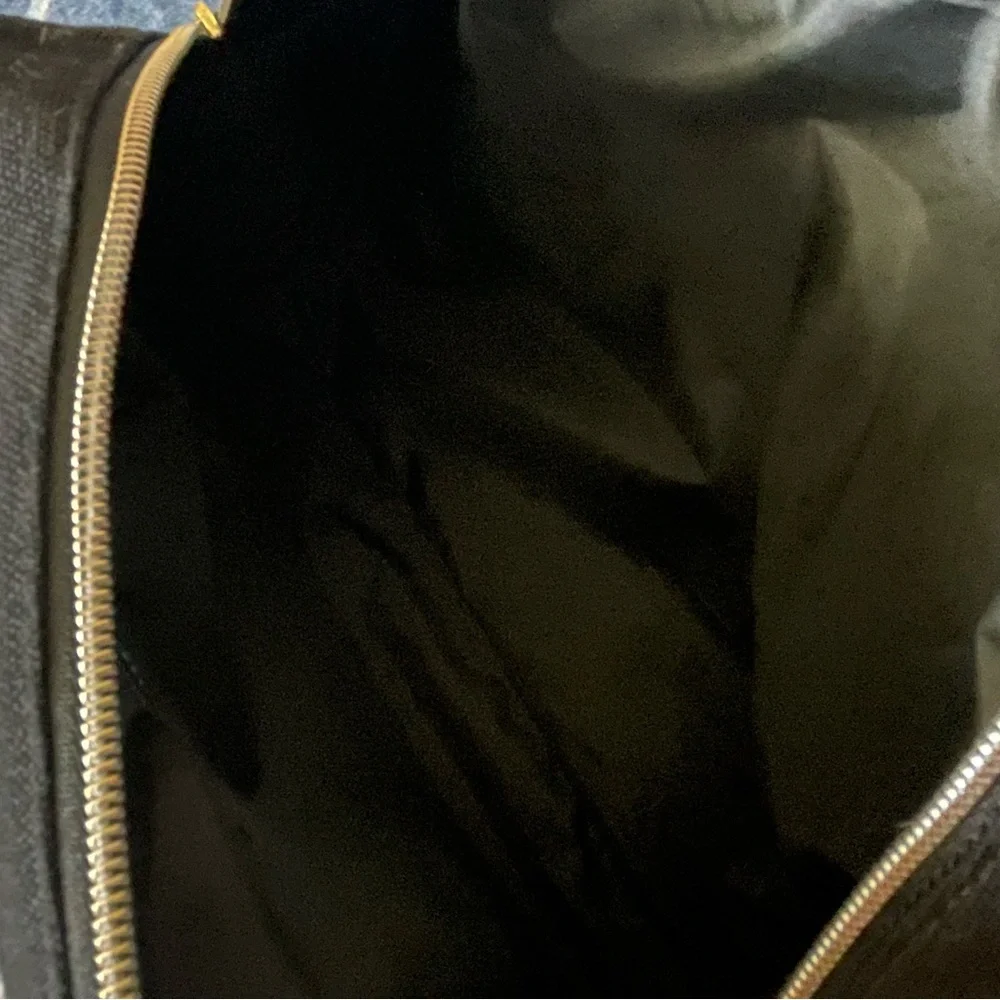 Lancôme Black and Gold Clutch Cosmetic Bag - Picture 6 of 7